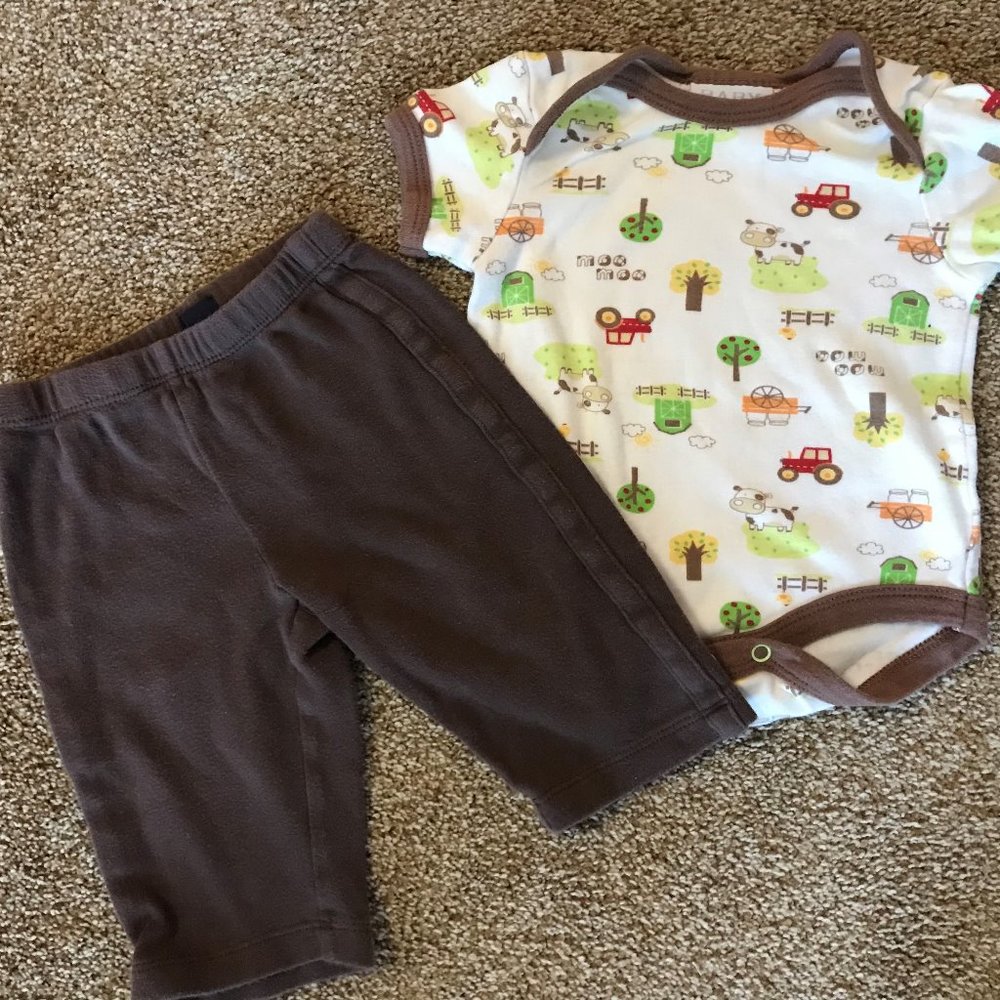 Baby boy outfit 3-6 months